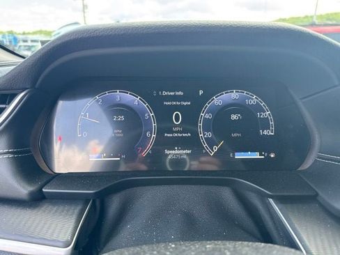 Used 2023 Jeep Grand Cherokee L Altitude AWD/4WD image 12