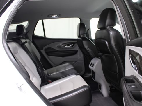 Used 2023 GMC Terrain SLT AWD/4WD image 24