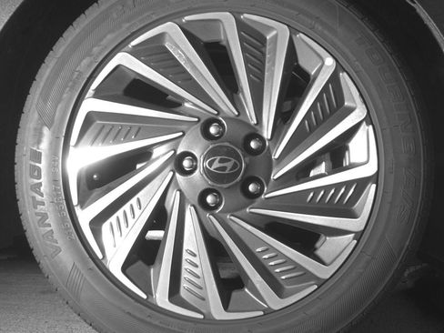 Used 2025 Hyundai Sonata SEL image 13