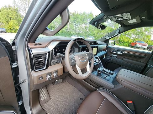 New 2026 GMC Sierra 1500 Denali w/ Technology Package image 16