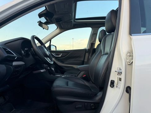 Used 2023 Subaru Forester Limited AWD/4WD image 5