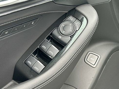 Used 2026 Cadillac CT5 Premium Luxury RWD image 14