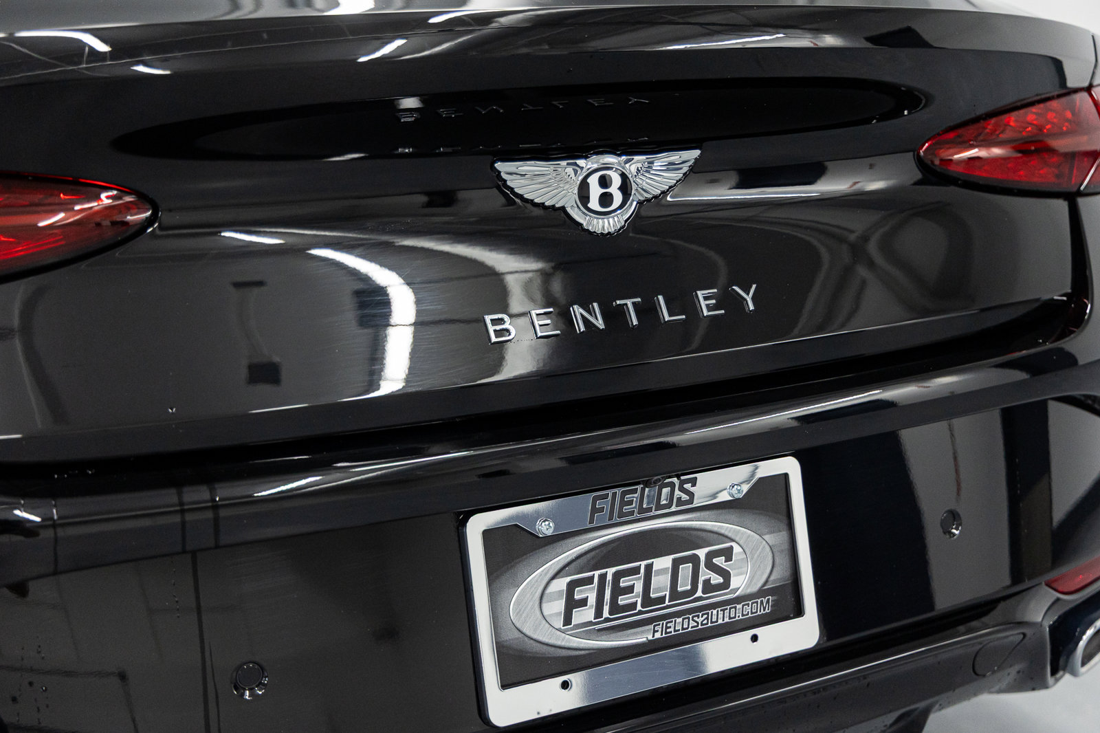 Certified 2026 Bentley Continental GT Azure AWD/4WD image 12