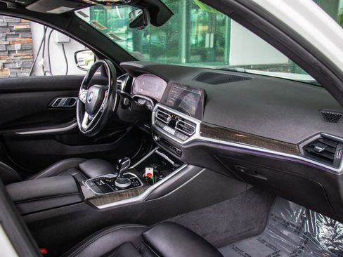 Used 2022 BMW 330i xDrive Sedan w/ Driving Assistance Package AWD/4WD image 18