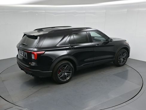 New 2026 Ford Explorer ST AWD/4WD image 40