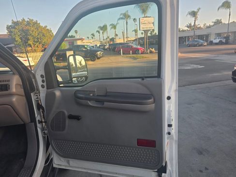 Used 2000 Ford F350 XL image 8