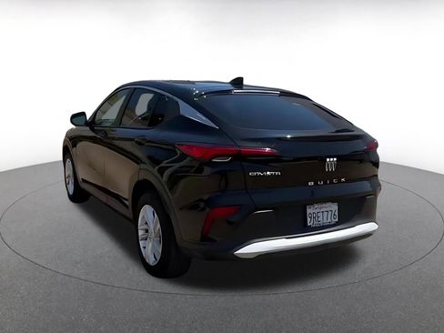 Used 2025 Buick Envista Preferred image 11