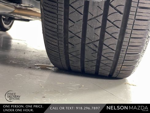 Used 2025 Volkswagen Atlas Cross Sport SEL Premium R-Line image 10