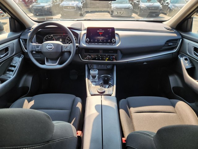 Certified 2025 Nissan Rogue S AWD/4WD image 8
