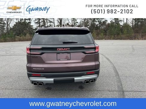 Used 2025 GMC Acadia Elevation image 6