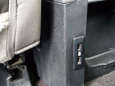 Used 2019 Ford F150 XLT image 27