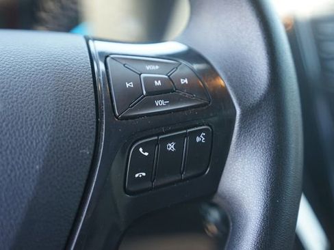 Certified 2018 Ford Explorer FWD image 25