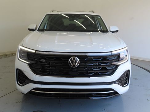 New 2026 Volkswagen Atlas SEL Premium R-Line AWD/4WD image 10