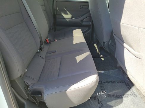 Used 2023 Nissan Frontier S w/ Technology Package image 22