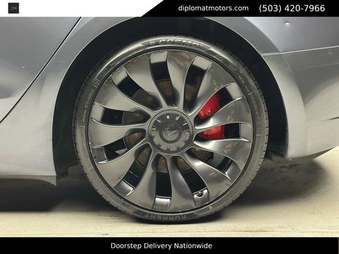 Used 2023 Tesla Model 3 Performance image 33