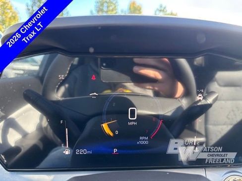 New 2026 Chevrolet Trax LT image 18