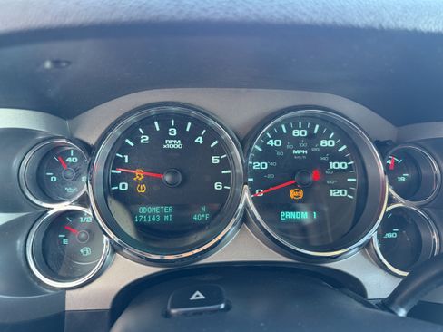 Used 2012 Chevrolet Silverado 2500 LT w/ Interior Plus Package image 12