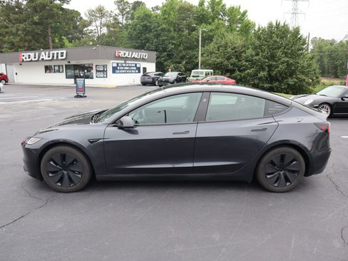 Used 2025 Tesla Model 3 Long Range AWD/4WD image 8