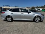 Used 2016 Kia Optima LX w/ LX Convenience Package image 4