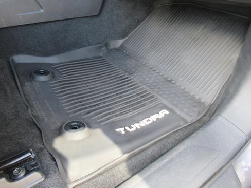 Used 2023 Toyota Tundra Platinum AWD/4WD image 39