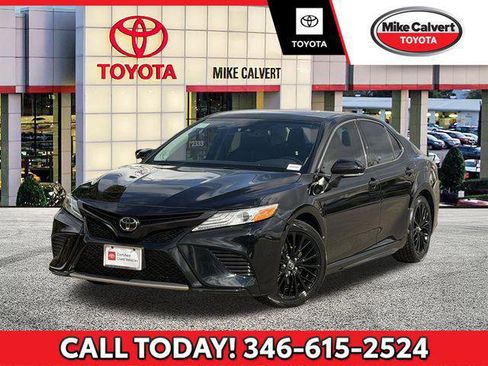 Certified 2020 Toyota Camry XSE image 1