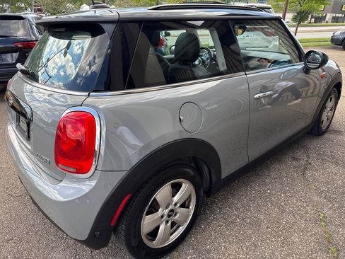 Used 2017 MINI Cooper 2-Door Hardtop FWD image 3
