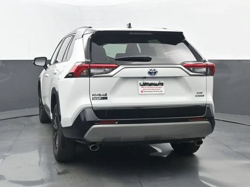 Used 2023 Toyota RAV4 XSE w/ XSE Grade Weather Package AWD/4WD image 4