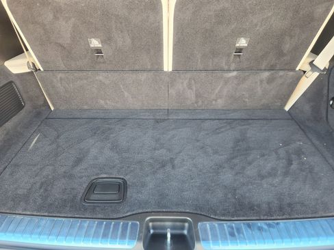 Used 2023 Mercedes-Benz GLS 450 4MATIC image 38