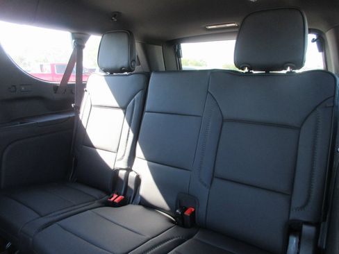 New 2026 GMC Yukon XL Denali w/ Sun & Power Step Package image 14