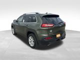 Used 2018 Jeep Cherokee Latitude w/ Cold Weather Group image 3