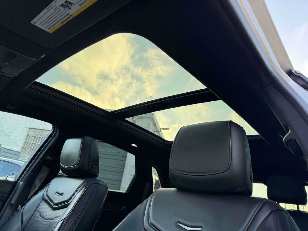 Used 2019 Cadillac XT5 Platinum AWD/4WD image 20