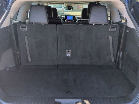 Certified 2025 Toyota Highlander XLE AWD/4WD image 28