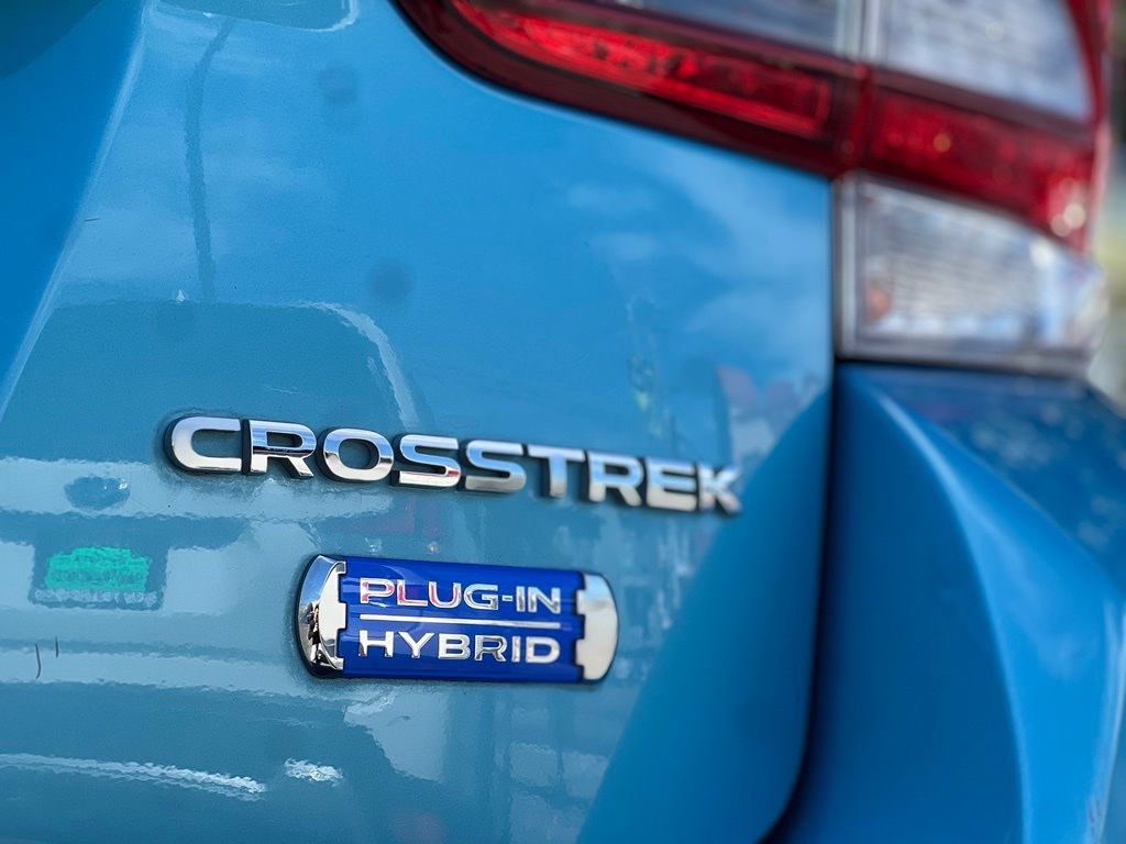 Used 2020 Subaru Crosstrek Hybrid w/ Moonroof Package w/Navigation AWD/4WD image 10