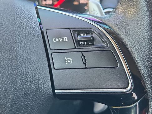 Used 2018 Mitsubishi Eclipse Cross SEL AWD/4WD image 24
