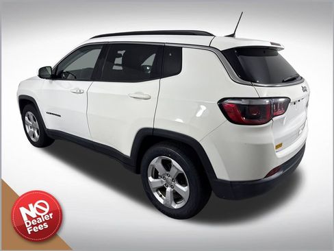 Used 2019 Jeep Compass Latitude w/ Popular Equipment Group FWD image 6