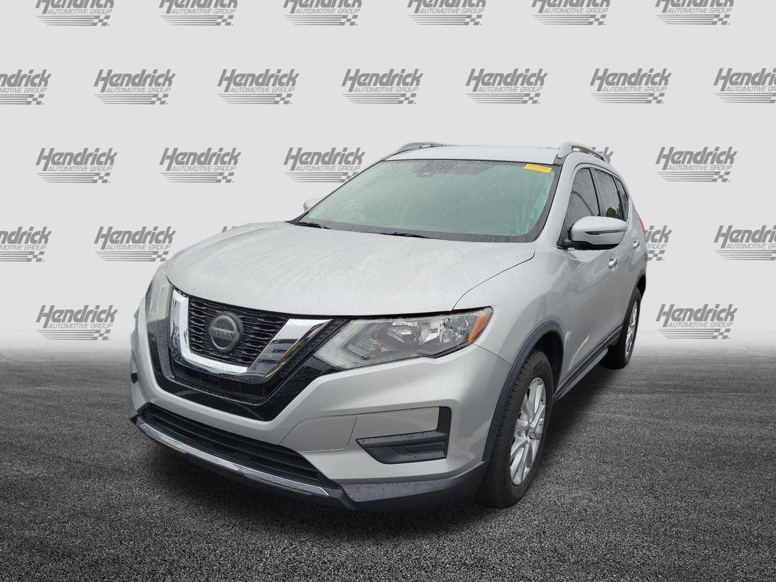 Used 2020 Nissan Rogue S w/ Special Edition Package FWD image 4