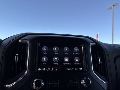 Used 2022 GMC Sierra 1500 AT4 w/ AT4 Preferred Package image 23