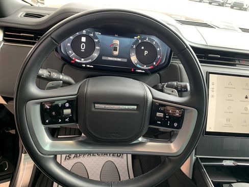 Used 2025 Land Rover Range Rover Autobiography image 15