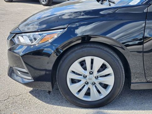 Certified 2023 Nissan Sentra S image 5