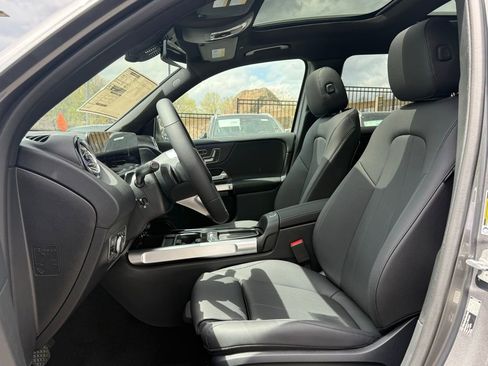 New 2026 Mercedes-Benz GLB 250 4MATIC image 16