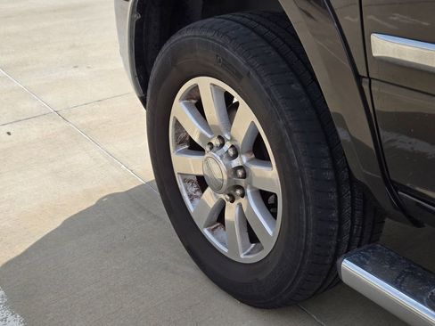 Used 2017 RAM 2500 Longhorn w/ Convenience Group image 24