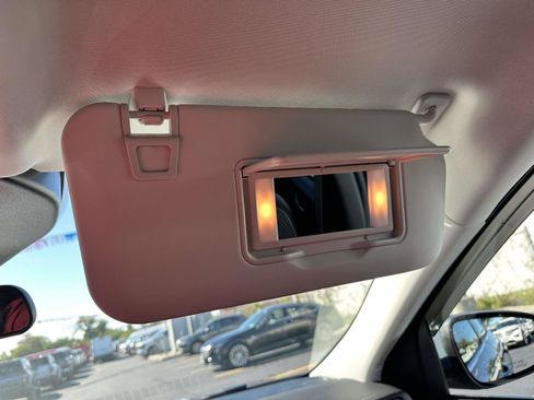 Used 2025 Ford Escape SE FWD image 28