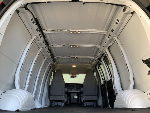 New 2025 Chevrolet Express 2500 image 45