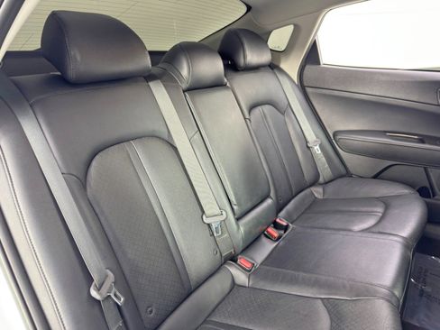 Used 2019 Kia Optima EX image 35