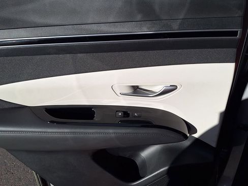 Certified 2024 Hyundai Tucson Limited image 15