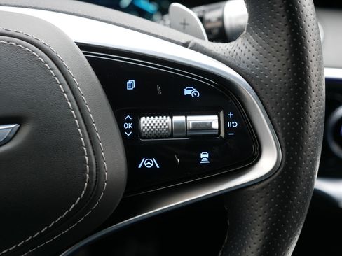 Used 2022 Genesis GV70 3.5T Sport w/ Sport Prestige Package image 30