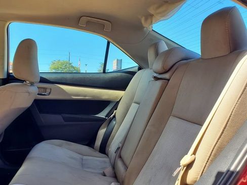 Used 2016 Toyota Corolla LE FWD image 23