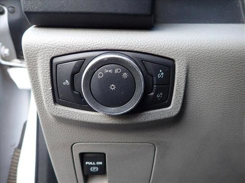 Used 2015 Ford F150 XL w/ Equipment Group 101A Mid AWD/4WD image 21