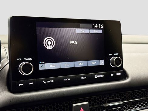 Used 2024 Honda HR-V Sport image 15