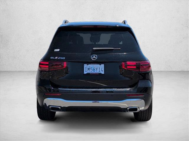 Used 2025 Mercedes-Benz GLB 250 image 8